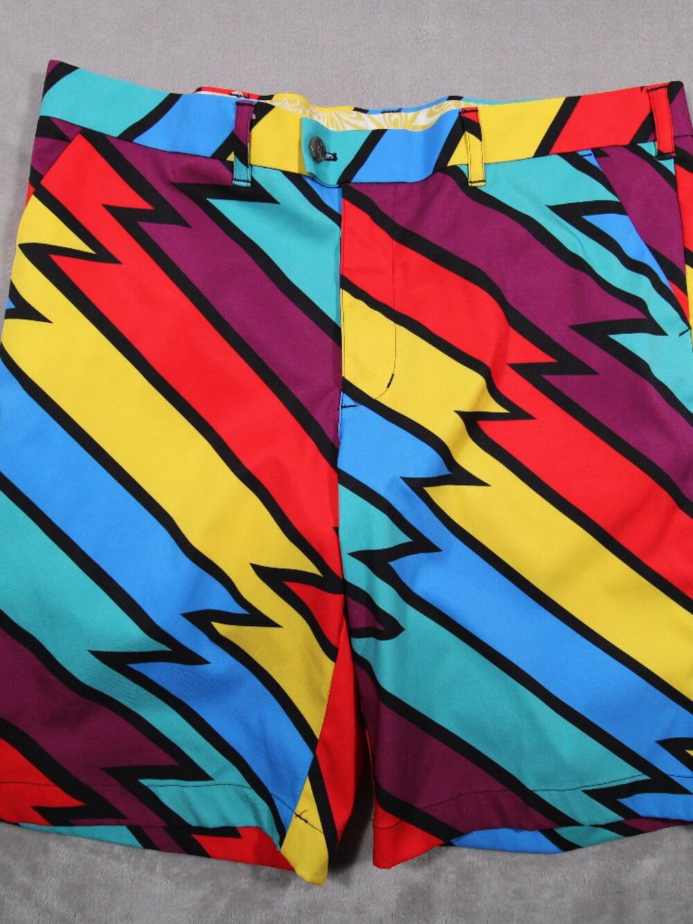 Loudmouth golf shorts 40 11" all over print